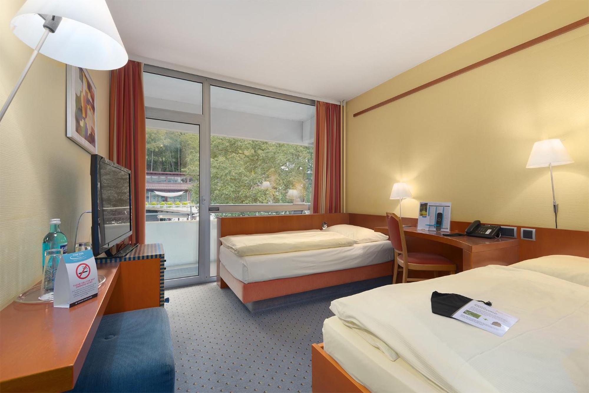 Trip Inn Landhotel Badsoden-Salmuenster Bad Soden-Salmunster Bagian luar foto