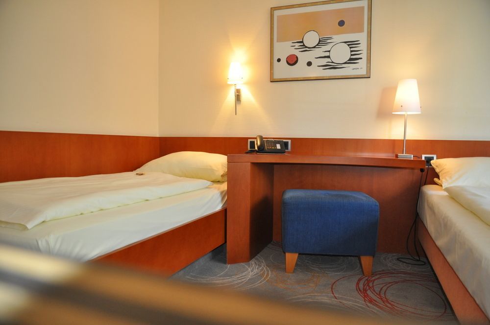 Trip Inn Landhotel Badsoden-Salmuenster Bad Soden-Salmunster Bagian luar foto